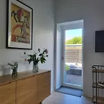 Modern & Homely - Free Parking 오르후스