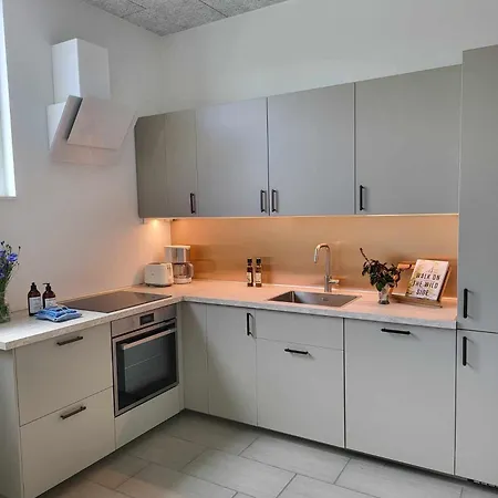 Modern & Homely - Free Parking 오르후스