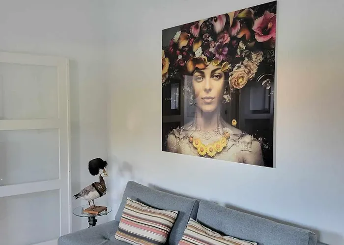 Апартаменты Modern & Homely - Free Parking Орхус